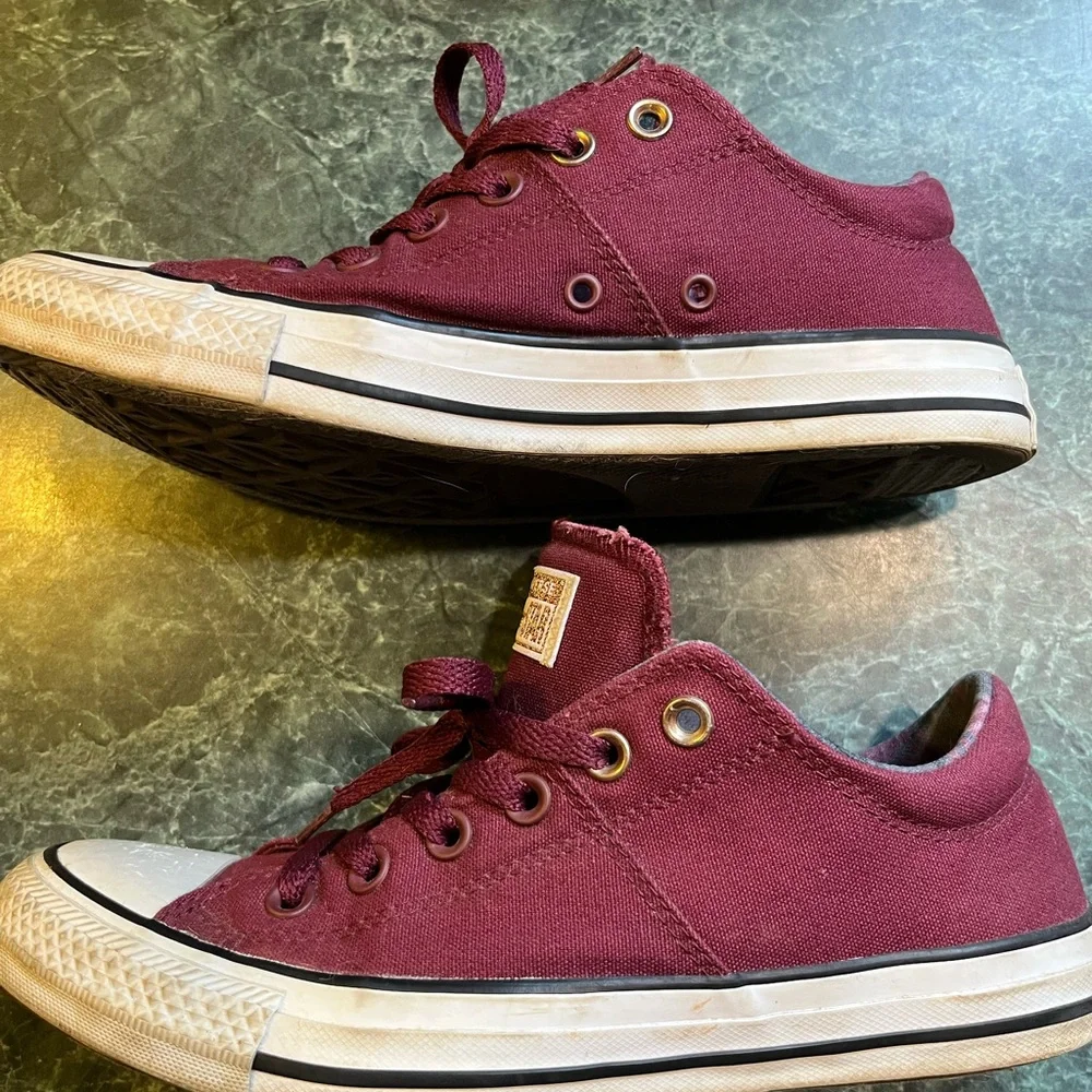 Converse Women’s Madison All Star Sneakers in Burgundy - Picture 5 of 6